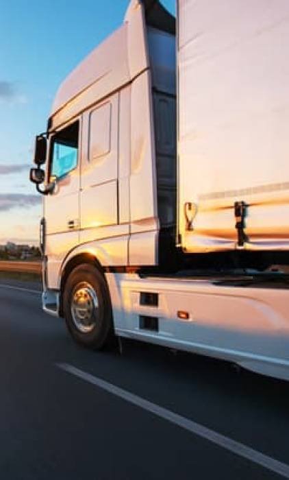 camión en carretera